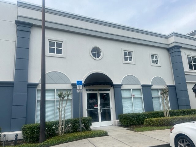 More Photos Of 422 S Alafaya Trl, Orlando Loft Creative Space For Sale