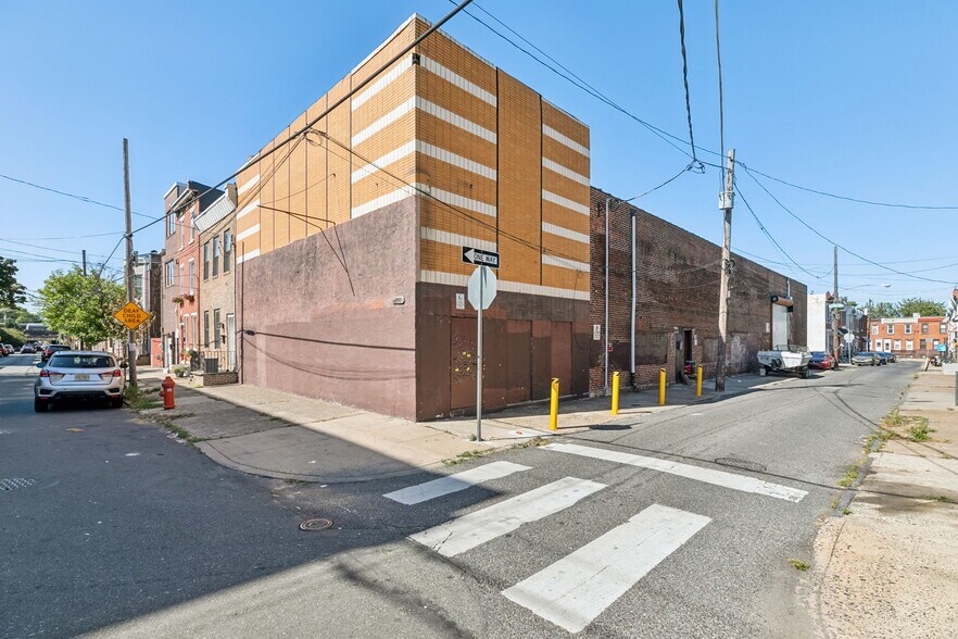 More Photos Of 2848 Belgrade St, Philadelphia Warehouse For Lease