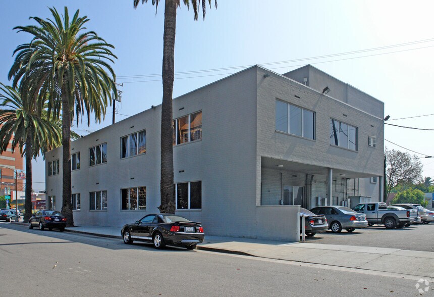 More Photos Of 151 N San Vicente Blvd, Beverly Hills Medical For Lease