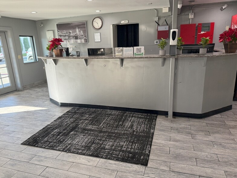 More Photos Of 730 N Palora Ave, Yuba City Hotel For Sale