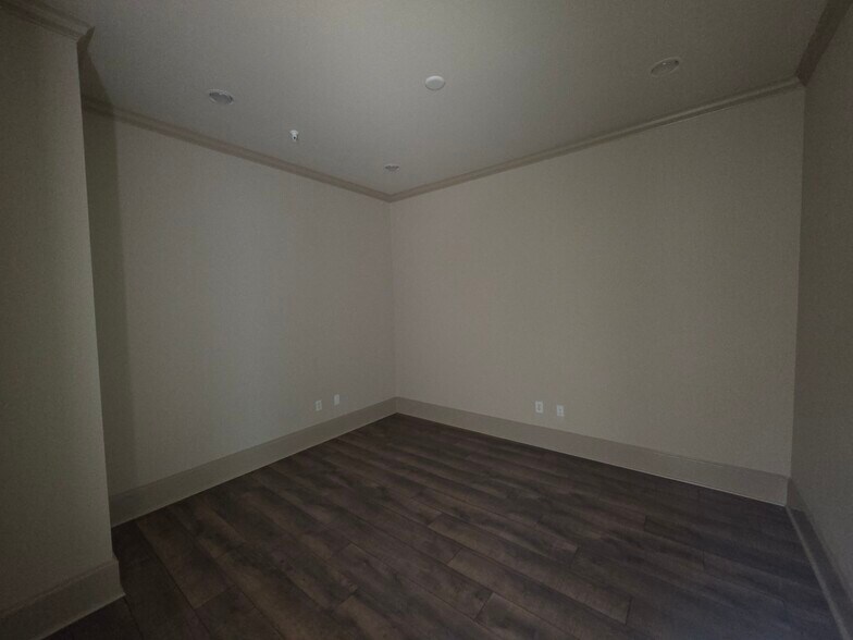 More Photos Of 282 Ed English Dr, Shenandoah Coworking Space
