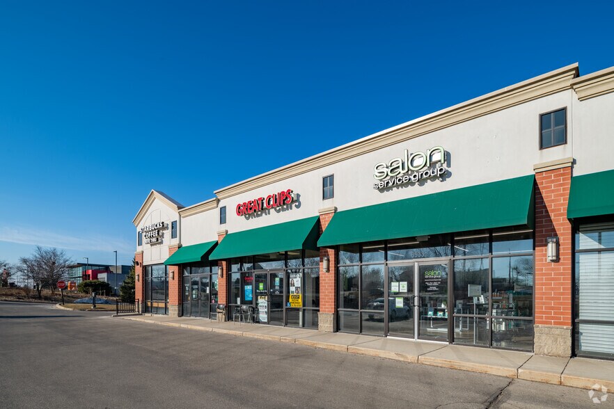 More Photos Of 6489-6525 S 27th St, Franklin Unknown For Lease