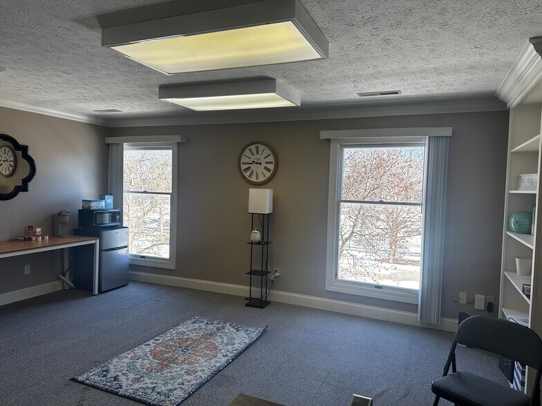 More Photos Of 225 E Liberty St, Medina Office For Lease