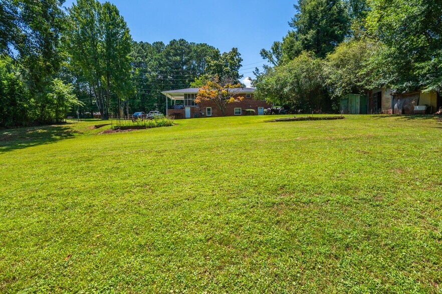 More Photos Of 4270 S Main St, Acworth Office For Sale