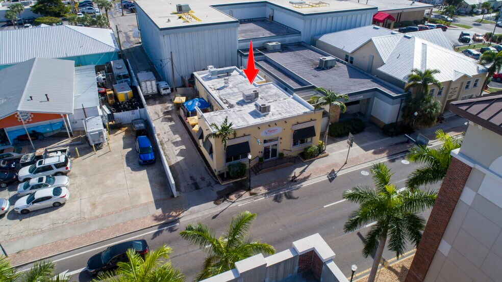 More Photos Of 111 W Olympia Ave, Punta Gorda Restaurant For Sale