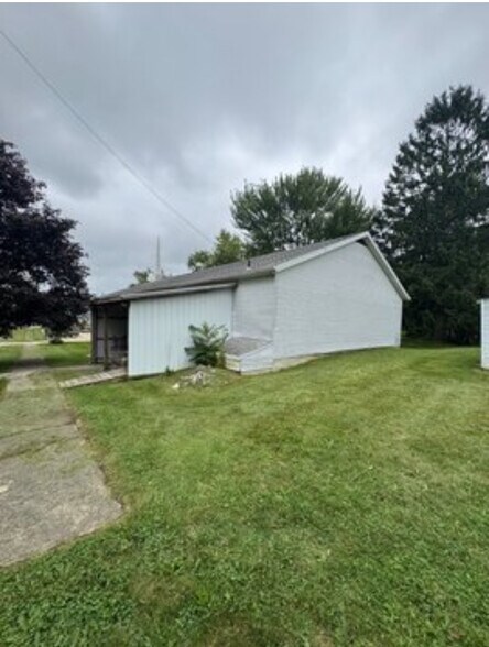 More Photos Of 115 S Pierce St, Crestline Religious Facility For Sale