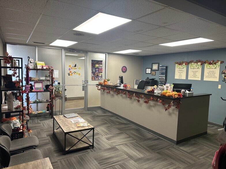 More Photos Of 5300 N Meridian Ave, Oklahoma City Medical For Lease