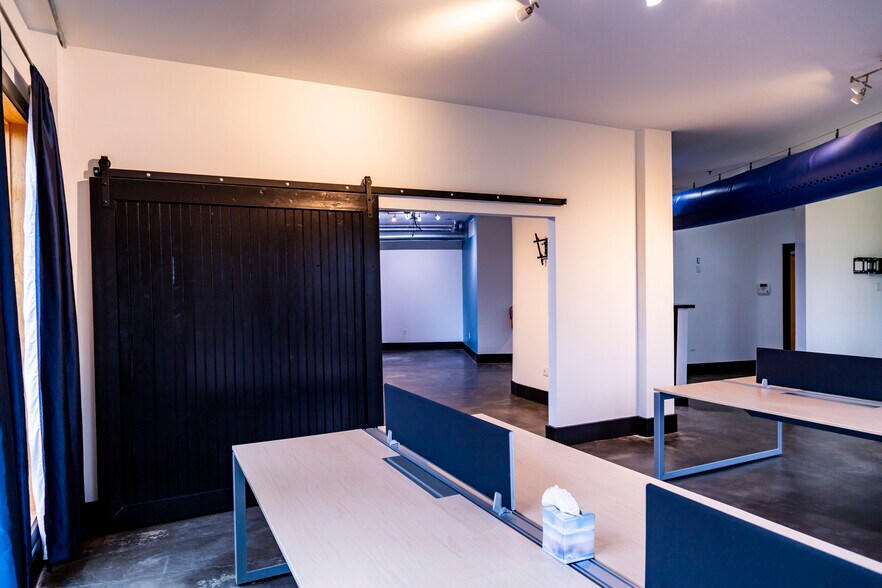 More Photos Of 319 Atlanta St, Marietta Office For Sale