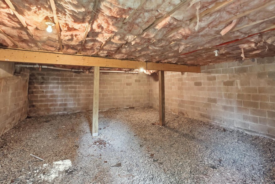 More Photos Of 225 Owego Turnpike, Waymart Specialty For Sale