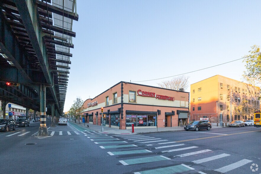 More Photos Of 2916 White Plains, Bronx General Retail For Sale