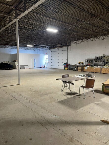 More Photos Of 1341 Hughes Ford Rd, Frederick Light Manufacturing For Sale