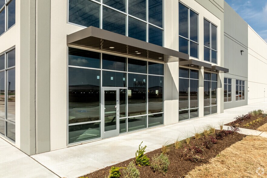 More Photos Of 3000 Mark IV Pky, Fort Worth Unknown For Lease