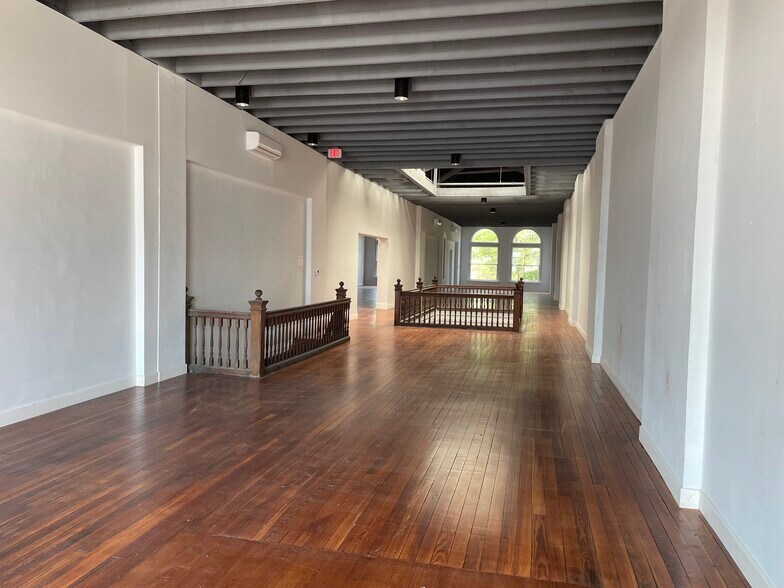 More Photos Of 5 E Broad St, Richmond Loft Creative Space For Lease