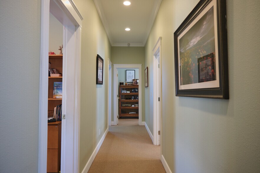 More Photos Of 1491 Commercial St SE, Salem Office Residential For Sale