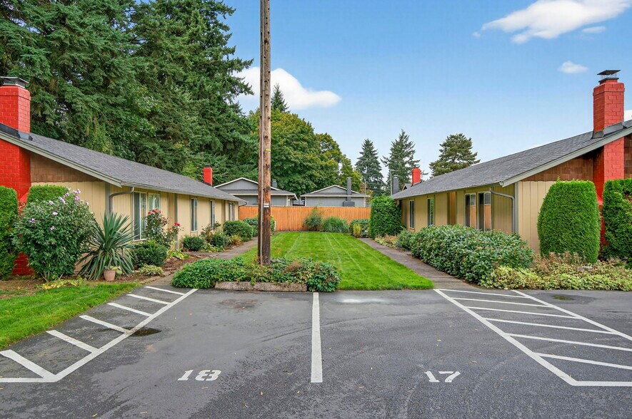 More Photos Of 3903 E 18th St, Vancouver Apartments For Sale