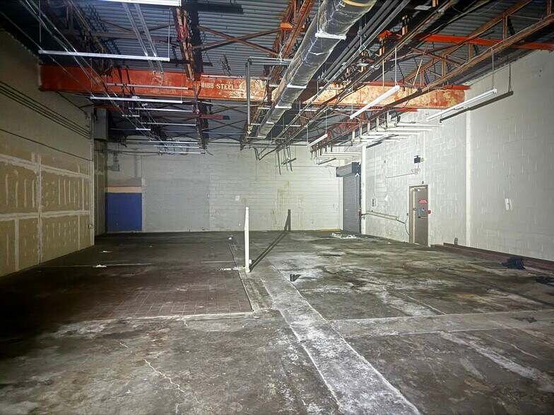 More Photos Of 1014-1080 Gray Hwy, Macon-Bibb Unknown For Lease