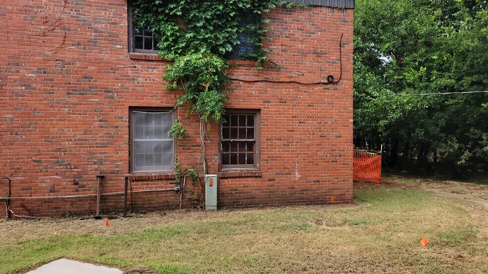 More Photos Of 701 W Pine Ave, Duncan Apartments For Sale