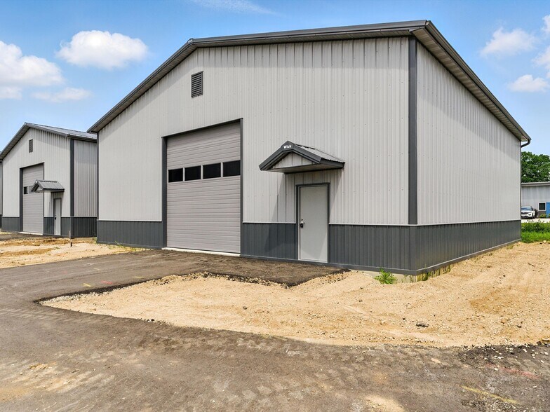 More Photos Of W4838 County Rd RR, Random Lake Manufacturing For Sale