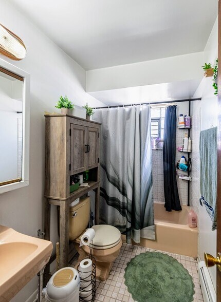 More Photos Of 1619 N 35th Ave, Melrose Park Apartments For Sale