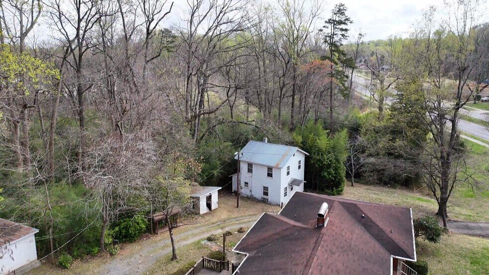 More Photos Of 4924 Freedom Dr, Charlotte Flex For Sale