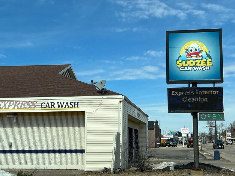 More Photos Of 3340 Church St, Stevens Point Carwash For Sale