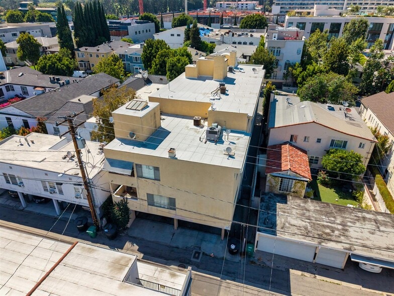 More Photos Of 9930 Durant Dr, Beverly Hills Apartments For Sale