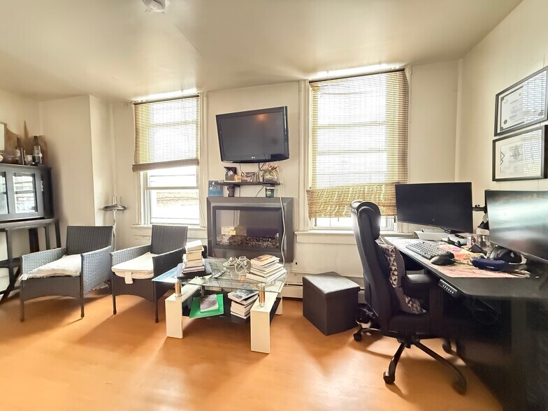 More Photos Of 615 Summit Ave, Union City Apartments For Sale