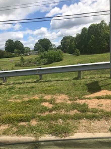 More Photos Of 1710 Freeway Dr, Reidsville Land For Sale