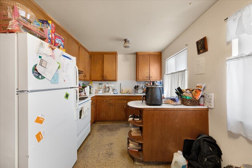 More Photos Of 236 Haas Ave, San Leandro Apartments For Sale