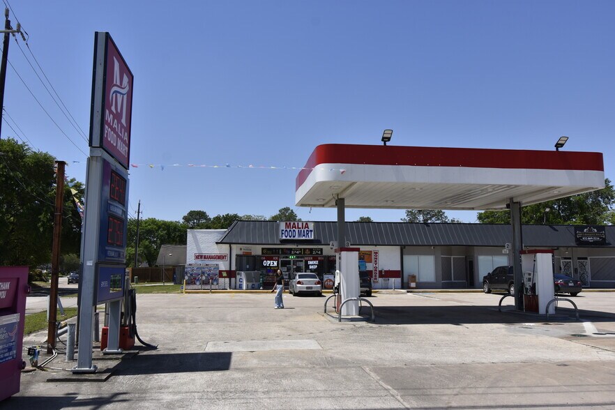 More Photos Of 550 FM 1959 Rd, Houston General Retail For Sale