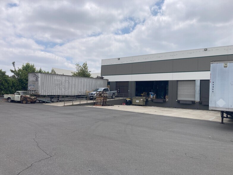 More Photos Of 17721 E Railroad St, City of Industry Warehouse For Lease