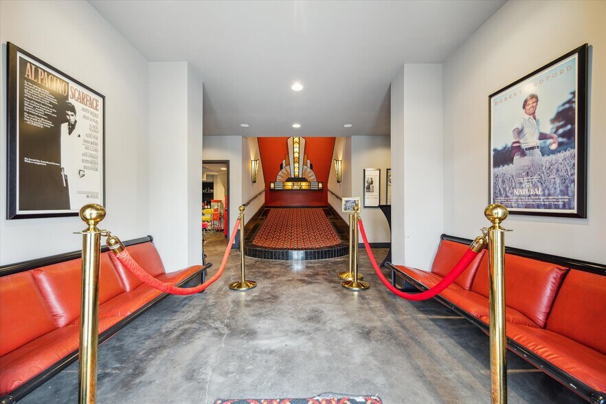 More Photos Of 5913 Washington Ave, Houston Office Residential For Sale