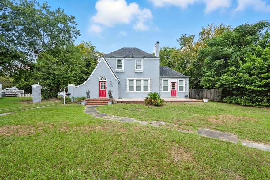 More Photos Of 1007 W Palmetto St, Florence Multifamily For Sale