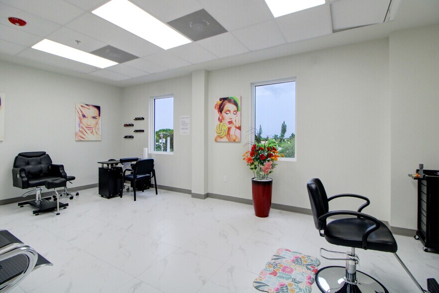 More Photos Of 304 N Krome Ave, Homestead Medical For Lease