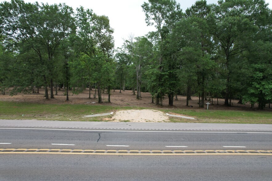 More Photos Of 6204 U.S. 190 W w, Livingston Land For Sale