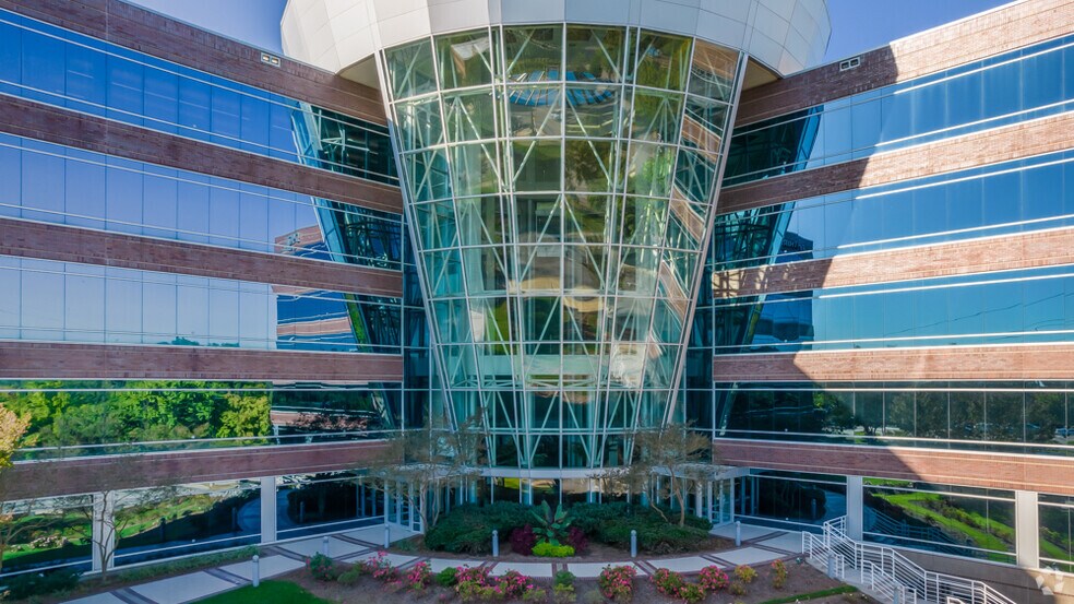 More Photos Of 2501 Blue Ridge Rd, Raleigh Office For Lease