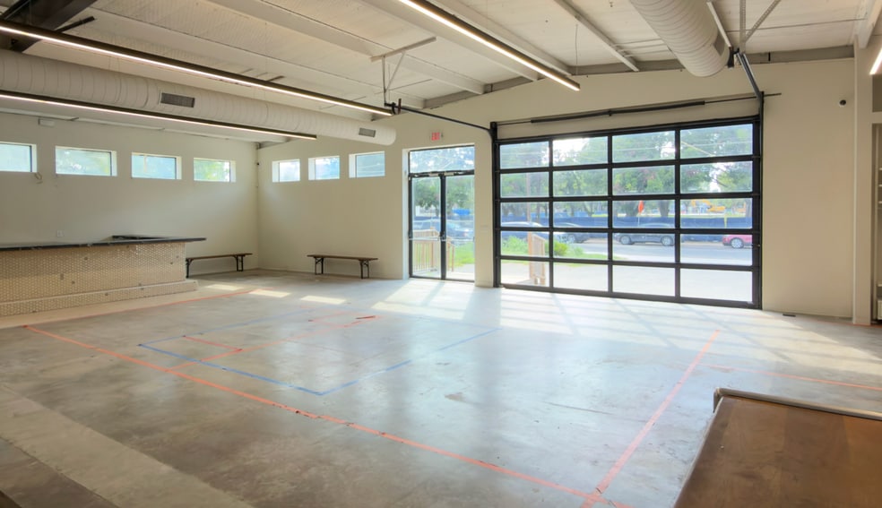 More Photos Of 757 Shady Ln, Austin Warehouse For Lease