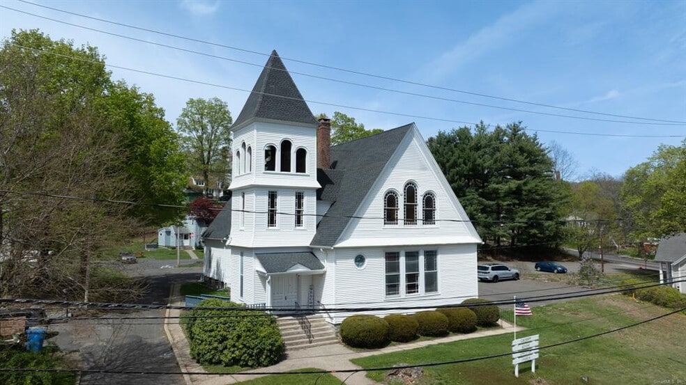 More Photos Of 517 West St, Bristol Religious Facility For Sale