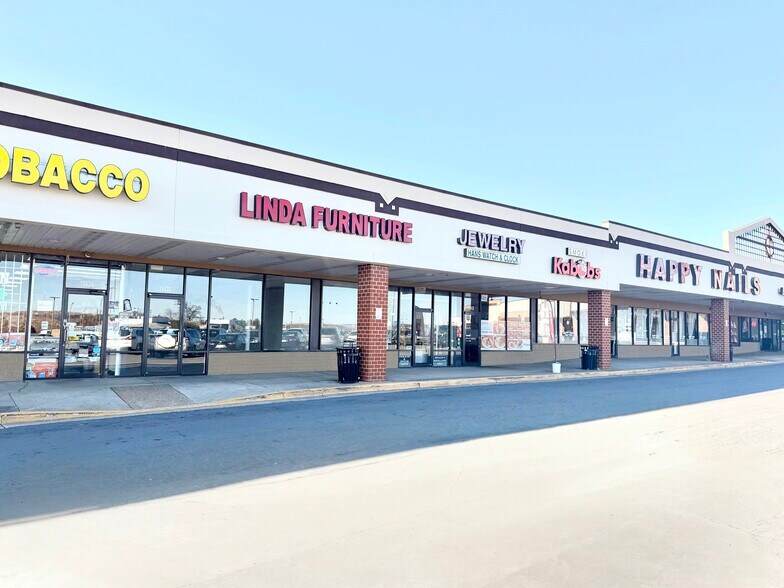 More Photos Of 13408-13450 Jefferson Davis Hwy, Woodbridge Unknown For Lease