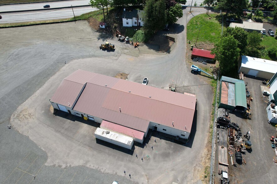More Photos Of 24435 NE Sandy Blvd, Wood Village Manufacturing For Lease