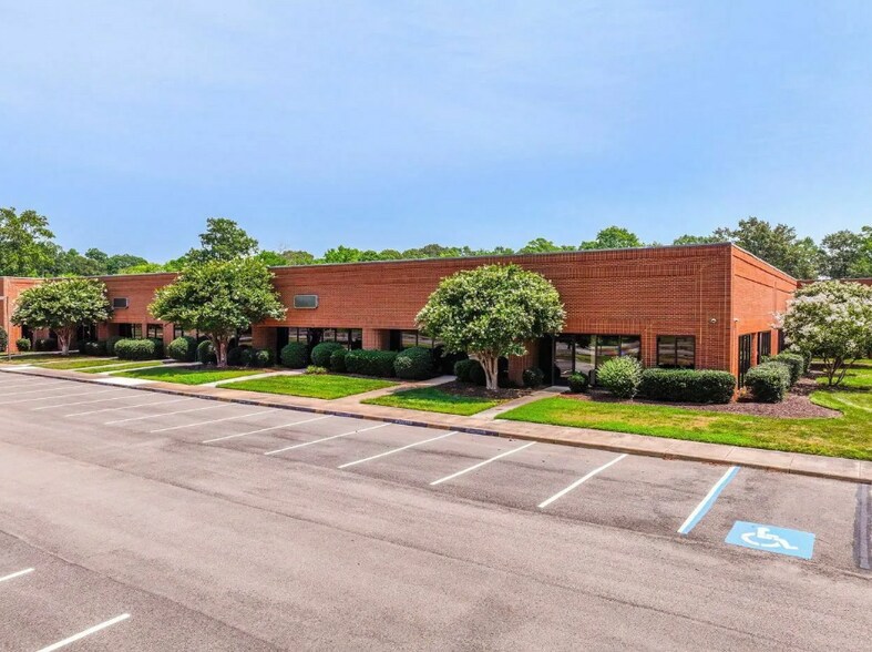 More Photos Of 813 Diligence Dr, Newport News Light Distribution For Sale