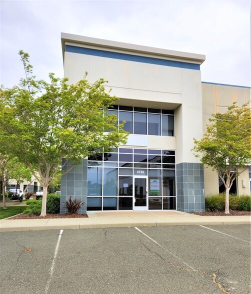 More Photos Of 4725-4737 Mangels Blvd, Fairfield Light Distribution For Sale