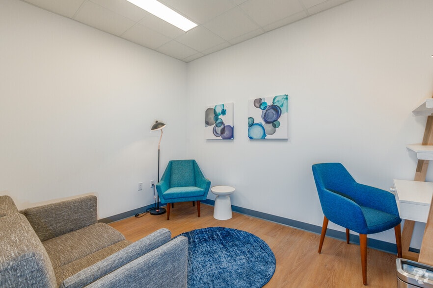 More Photos Of 2820 NE 214th St, Aventura Loft Creative Space For Sale