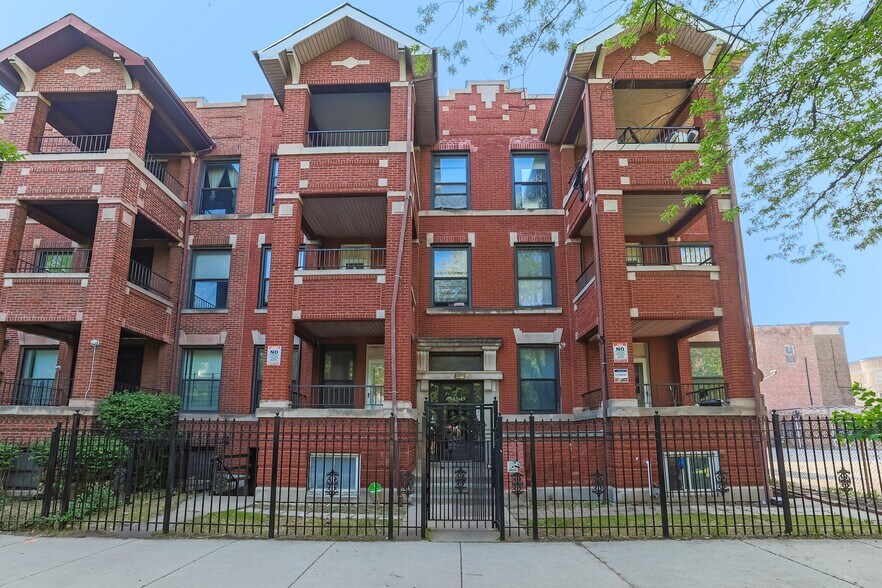 Primary Photo Of 5847-5849 S Michigan Ave, Chicago Apartments For Sale