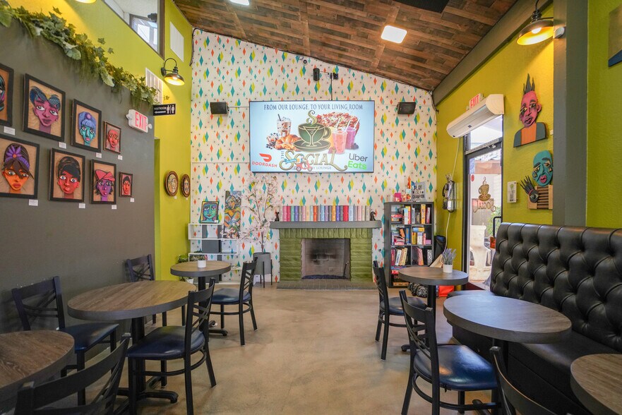 More Photos Of 2825 E Tahquitz Canyon Way, Palm Springs Medical For Sale