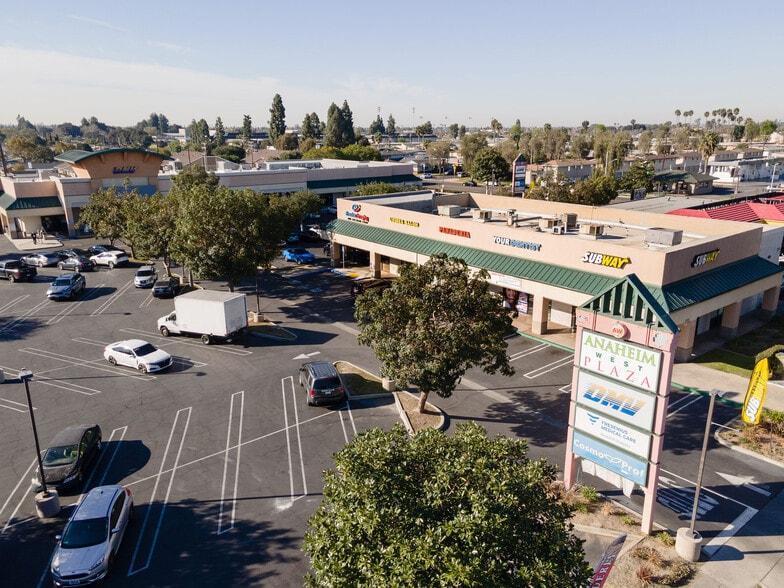 More Photos Of 3150-3170 W Lincoln Ave, Anaheim Unknown For Lease