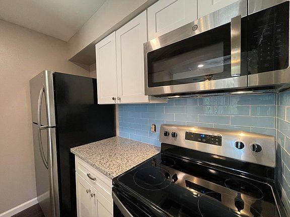 More Photos Of 7315 Housman, Houston Specialty For Sale