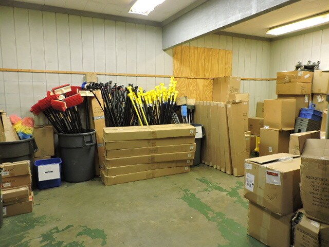 More Photos Of 419 N Westwood Ave, Toledo Light Distribution For Sale