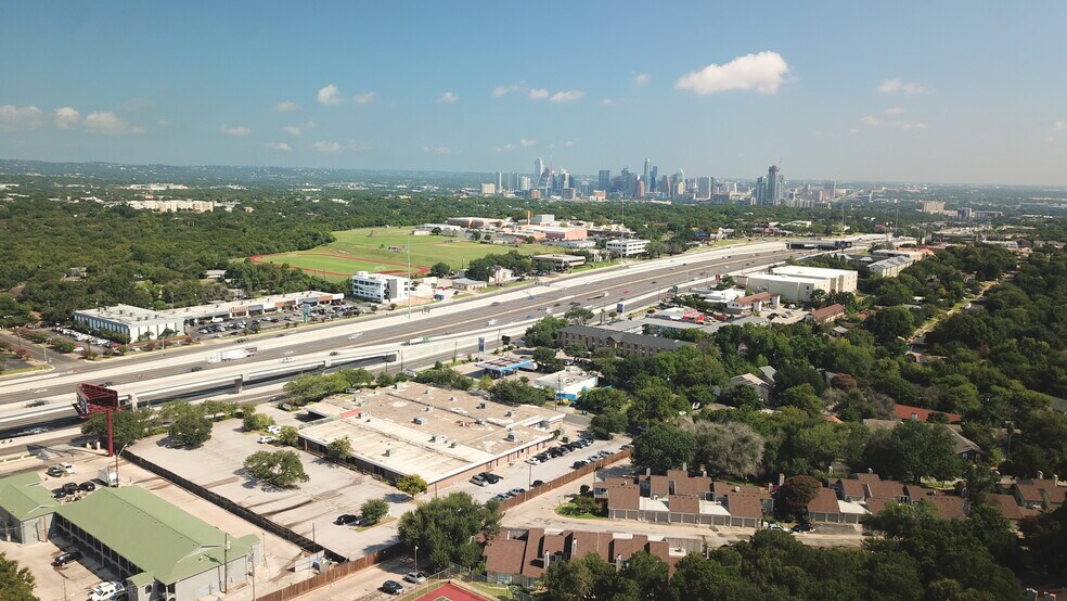 More Photos Of 2801 S Interstate 35 S, Austin Loft Creative Space For Lease