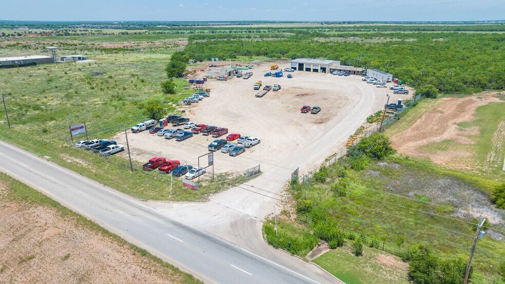 More Photos Of 2458 E Overland Trl, Abilene Industrial For Sale